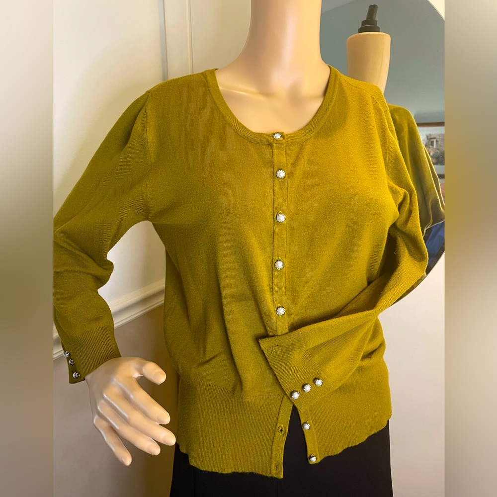 Audrey & Grace cardigan sweater size M